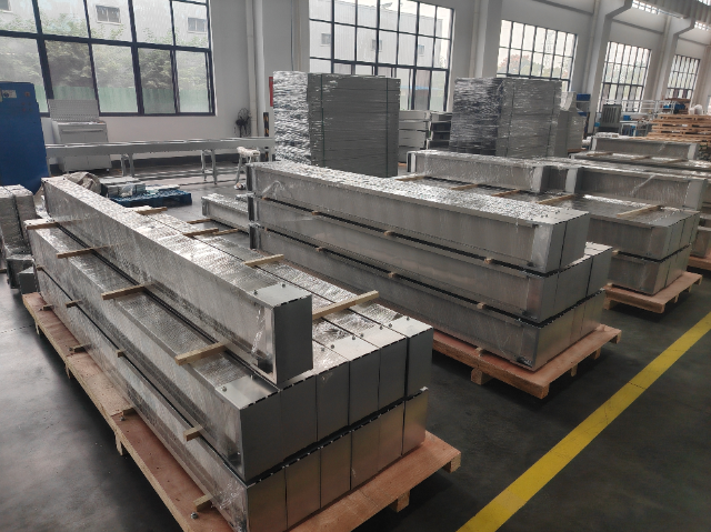 Power Distribution Selection for Semiconductor Cleanrooms: Why epoxy resin fluidized insulation busbars are more suitable for precision manufacturing applications